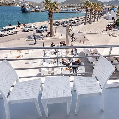 Hotel Oasis パロス島 エクステリア 写真
