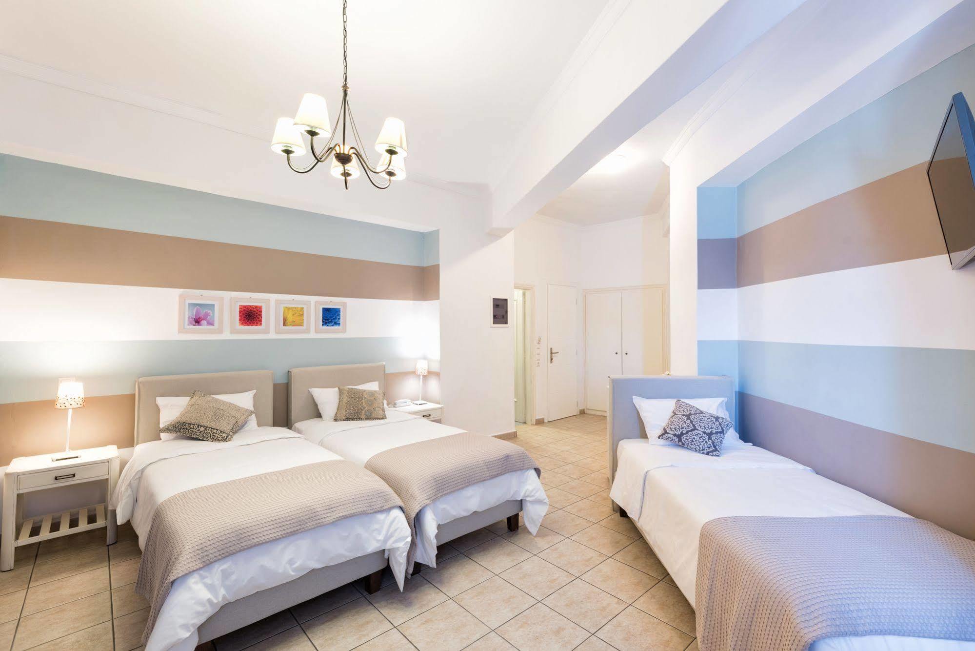 Hotel Oasis パロス島 エクステリア 写真