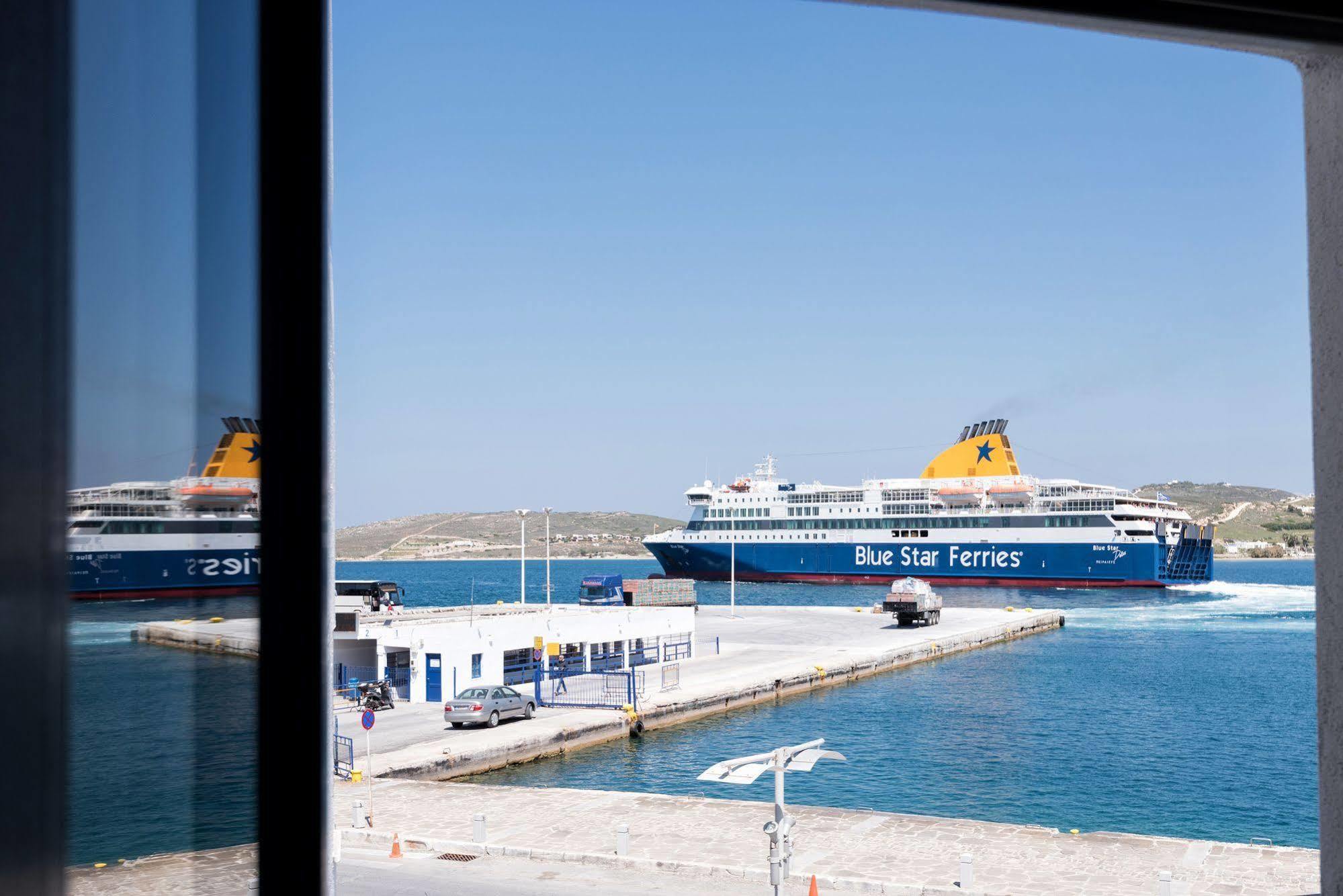 Hotel Oasis パロス島 エクステリア 写真